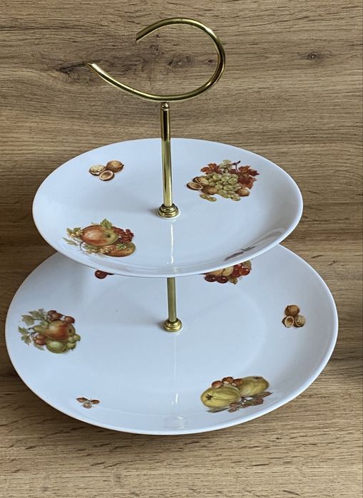 Немска порцеланова фруктиера за две нива