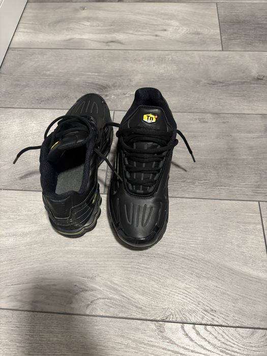 Vand adidasi Tn  nike