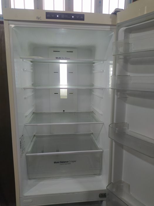 Продам холодильник LG