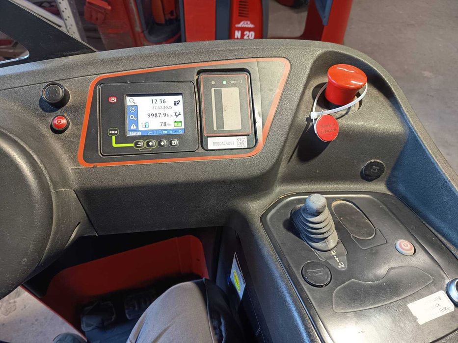 Електрическа палетна количка- LINDE T20  SR