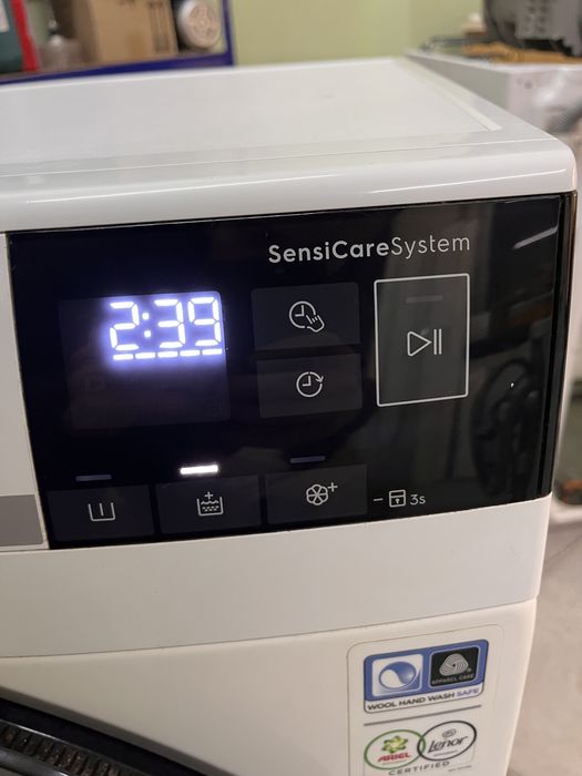 Пералня Electrolux Perfectcare 600