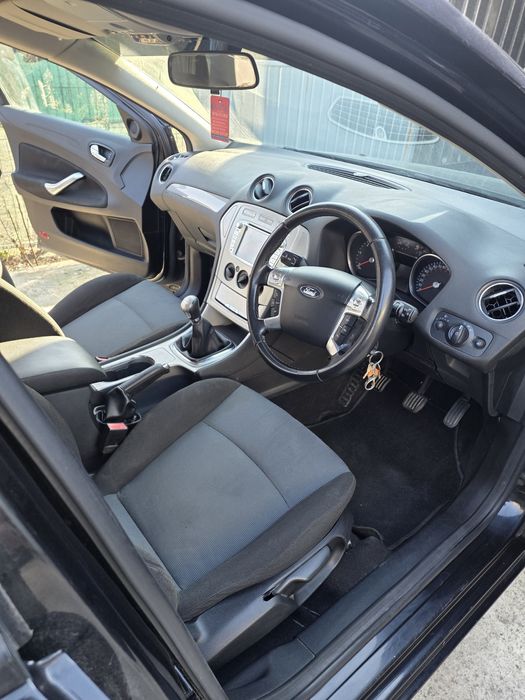 Vând ford mondeo mk4