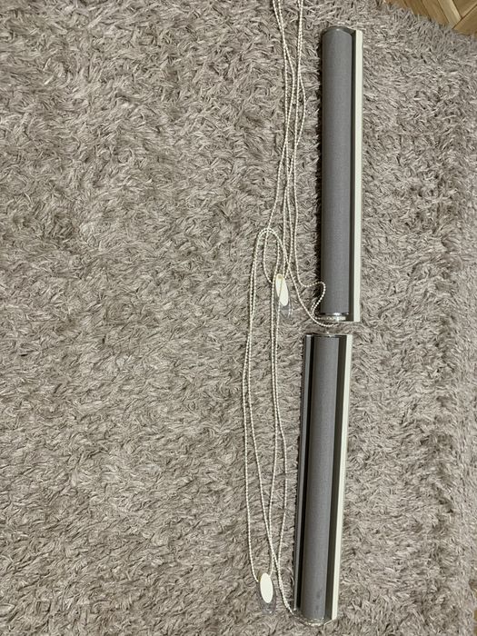 Чисто нови сиви руло щори ширина - 550см, дължина до 2000 см. - 2 бр.