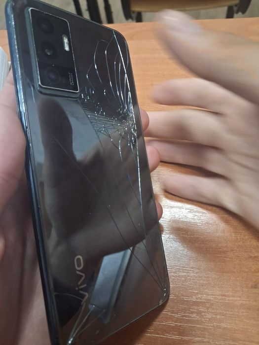 Vivo v23e б/у в отличном состояний