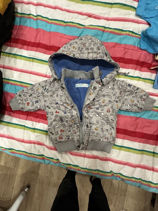 Бебешки якета и гащеризони
