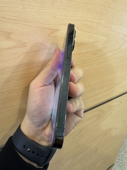 Продам Iphone 13 pro 128 gb