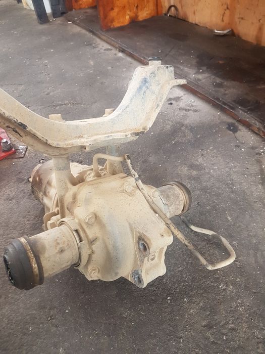 Диференцял за хонда црв 2.0бензин