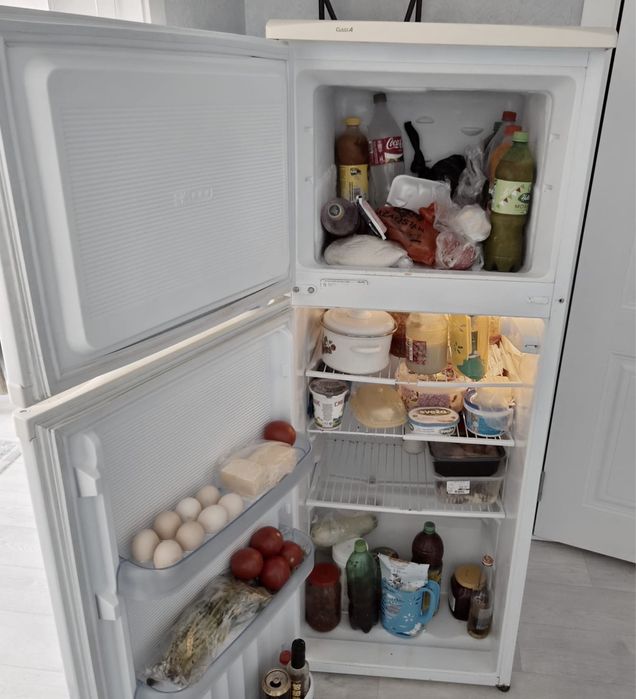 Продам холодильник