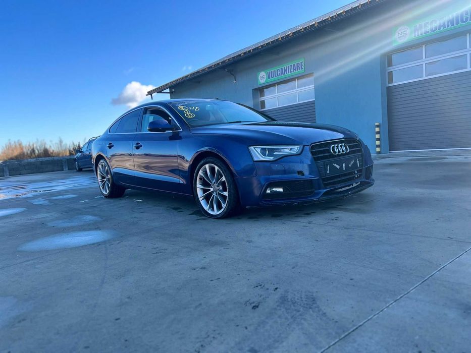 Compresor clima ac Audi A5 2.0 TDI CSU si alte piese din dezmembrari