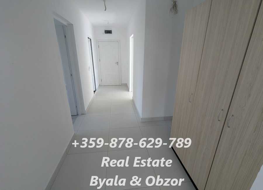 Просторен тристаен апартамнет с две бани