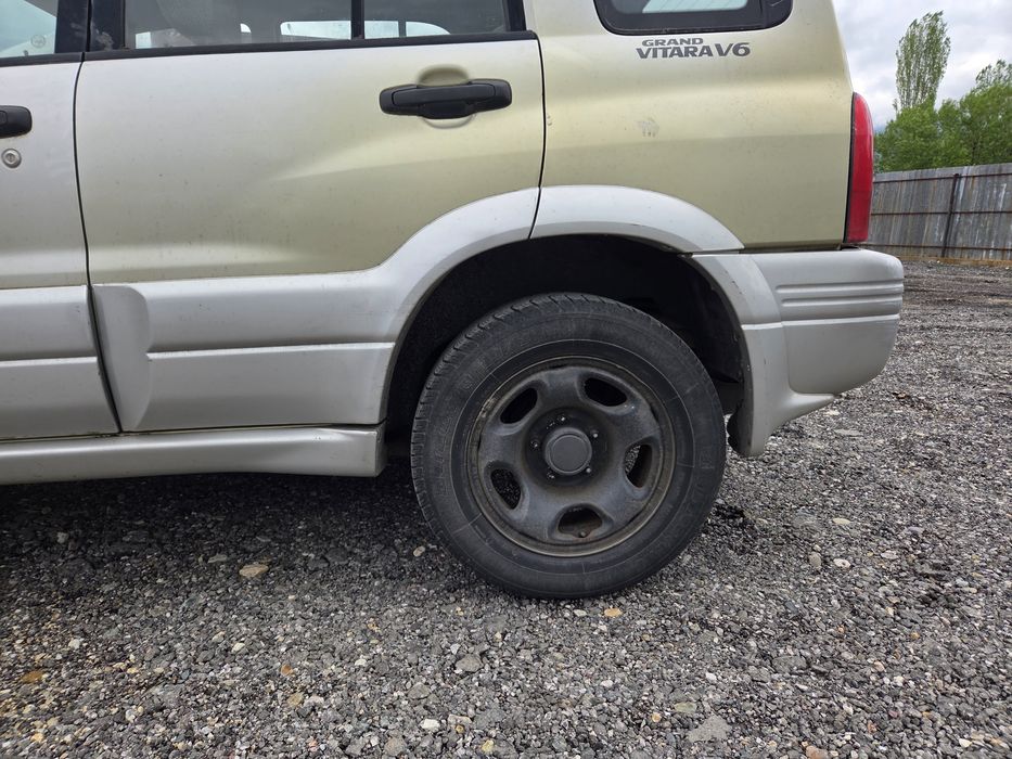 Сузуки Гранд Витара  2.5