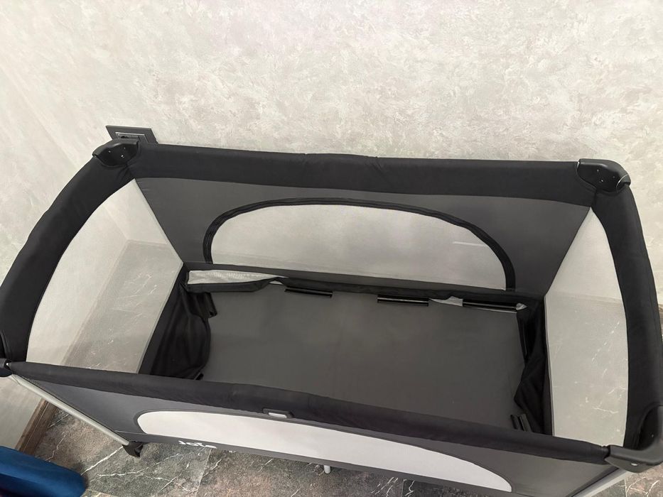 Patut/tarc pliabil ,cu saltea ,ptr bebe