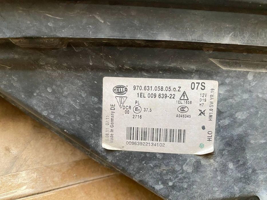 Фар Оригинален за Порше Панамера Десен Porsche Panamera фарове