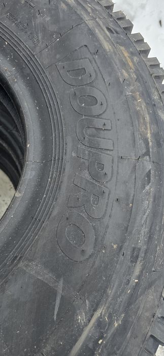 Vând anvelope Doupro 1100 R20
