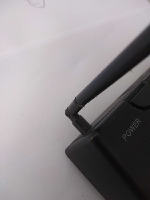 Vând stație wireless pentru microfoane