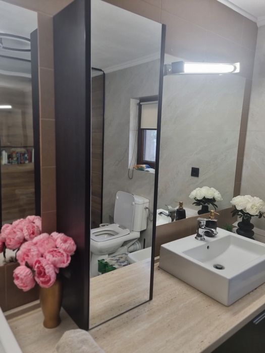 Mobilier baie cu toate incluse ,lavoare si baterii