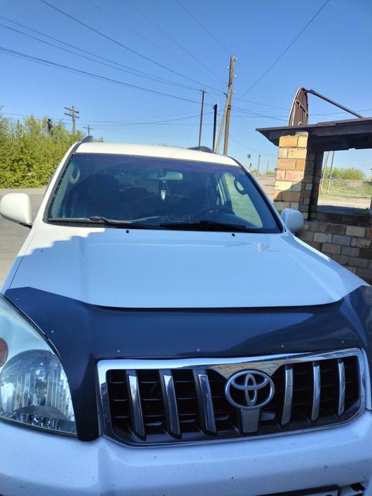 Продам Toyota Land Cruiser Prado 2008 г