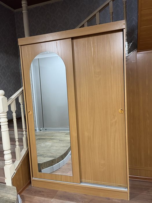 Шкаф в прихожую купе
