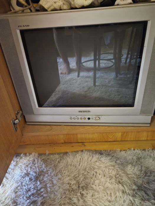 Телевизор кинескопный