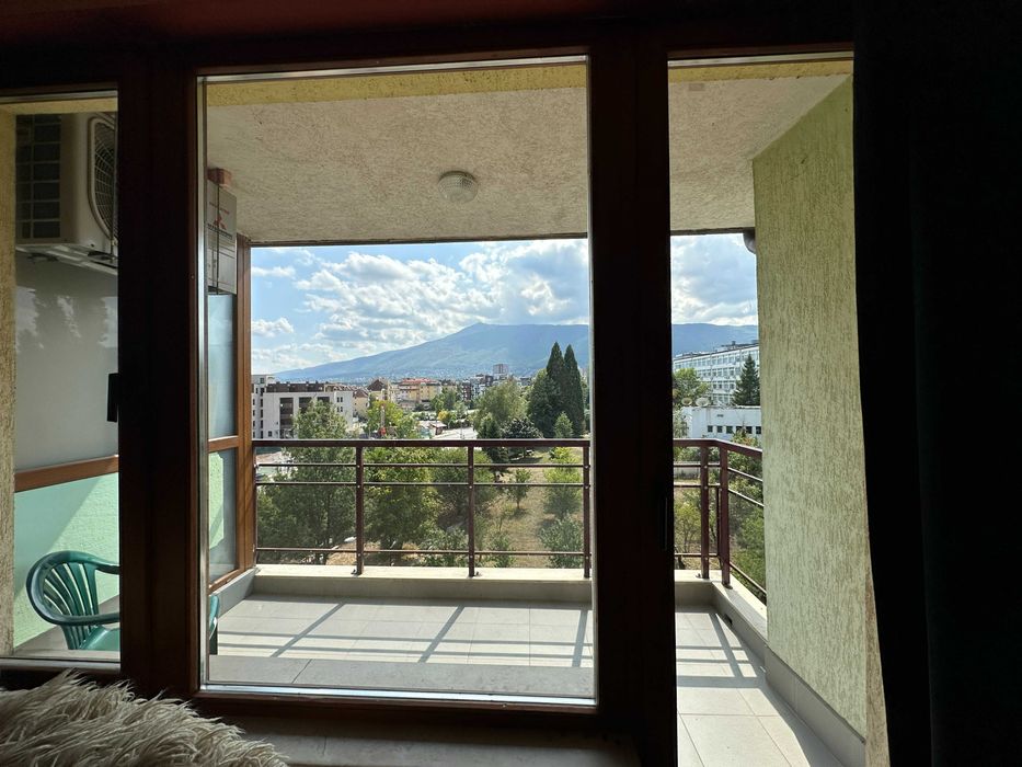 Дава се под наем Двустаен апартамент в София, Симеоново - 75 кв.м за 637.5 € - Снимка #1