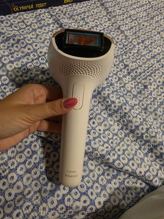 Фотоепилатор Philips Lumea Advanced