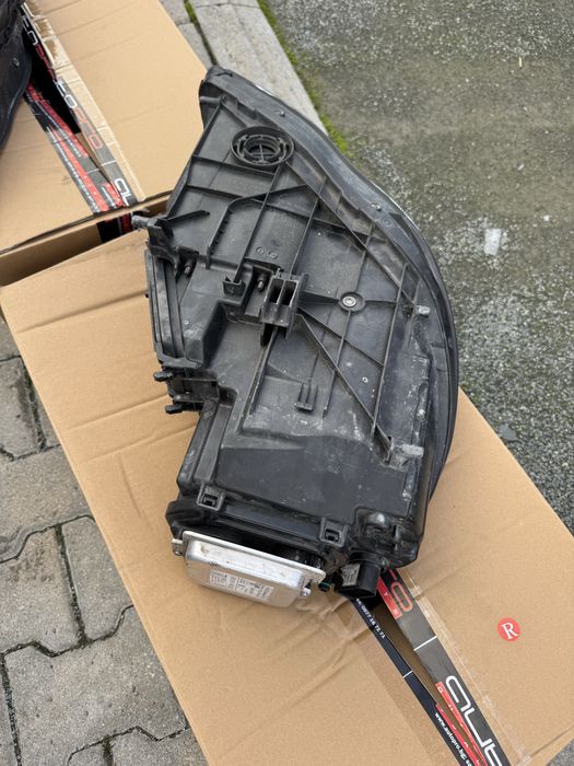 Оригинални ляв и десен фар фарове за Porsche panamera Turbo 970