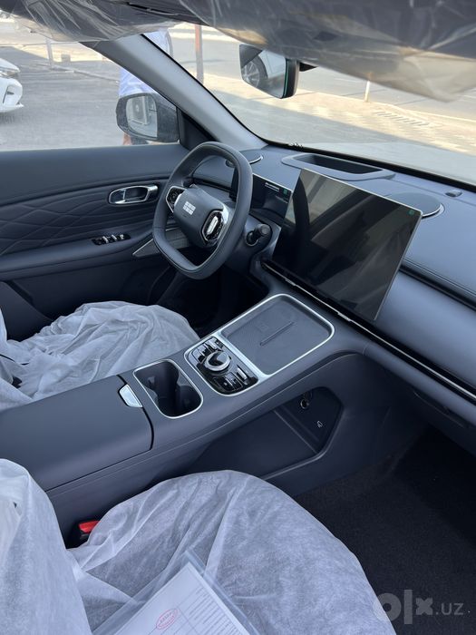 Продаётся Geely ex5 Em i Гибрид запас хода 1000+