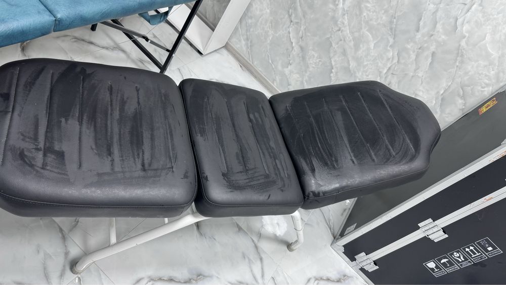 Продам кушетку для мастеров