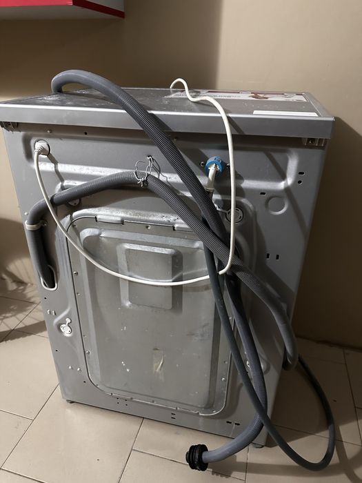 Продам стиральную машину