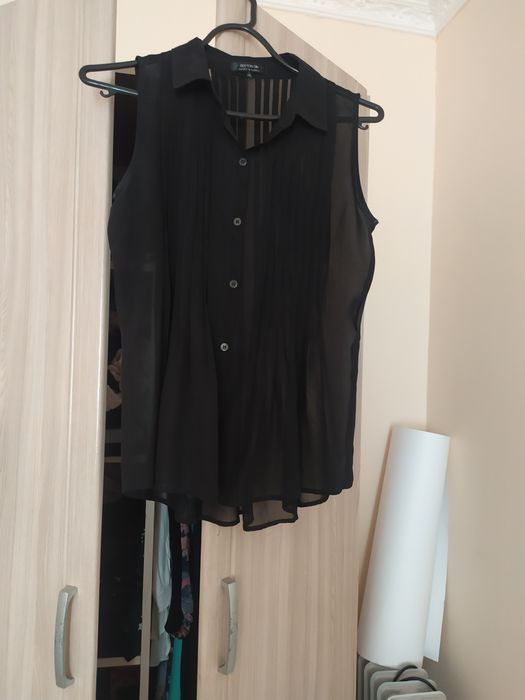 Продам вещи и новые духи