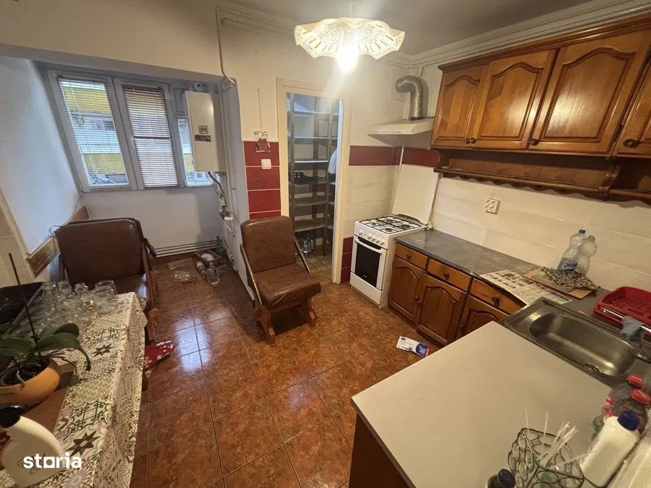 Ultracentral - Inchiriere ap. 3 camere + garaj - Piata Victoriei