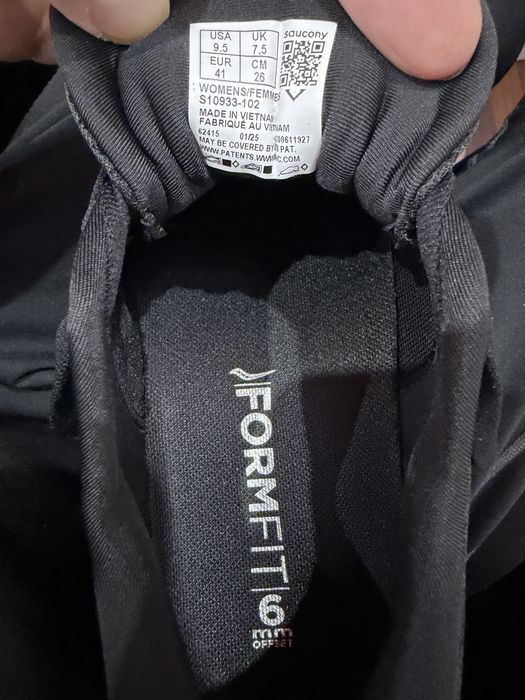 Adidasi Saucony Hurricane 24 Marimea 41 noi in Cutie