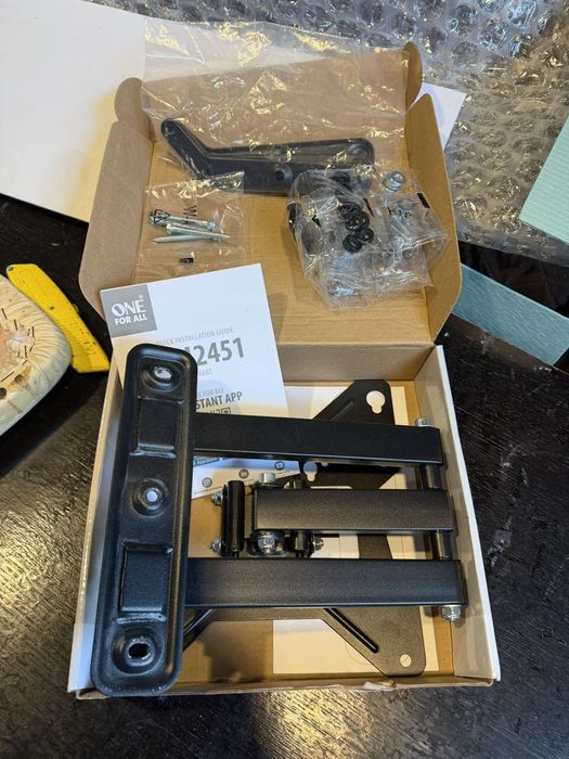 Стойка за телевизор