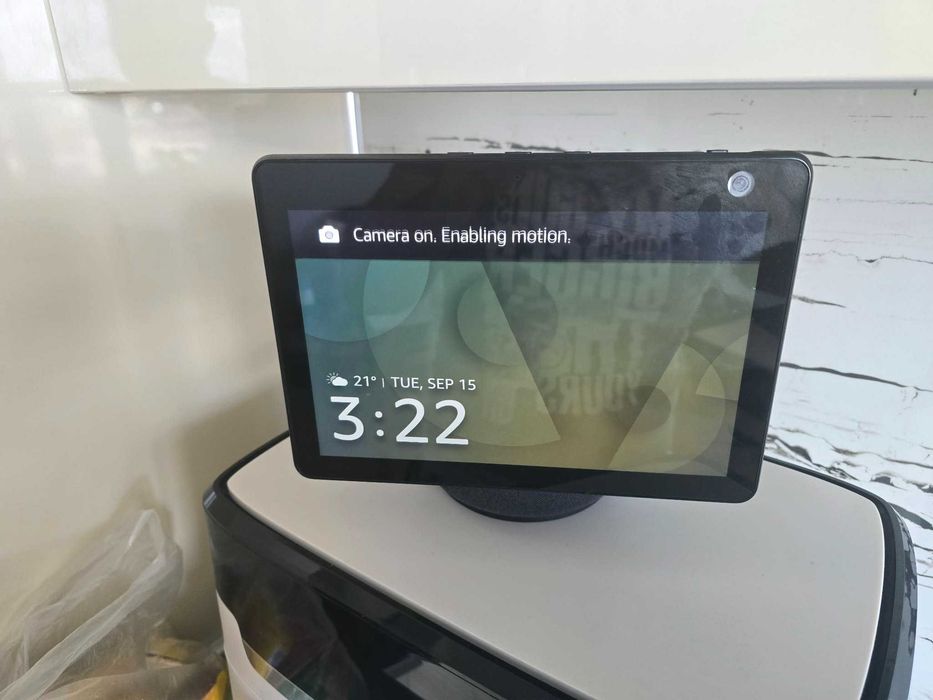 Amazon Echo Show 10 (Gen 3) черна