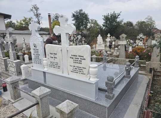 Monumente funerare in buzau si zone alaturate