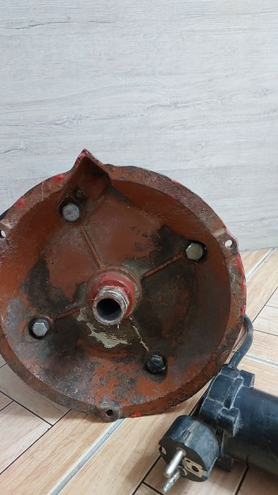Насос водяной электрический