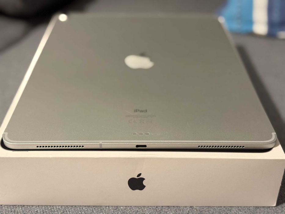 iPad Pro 12.9" Gen 3 | 256GB | WiFi + Cellular (4G)