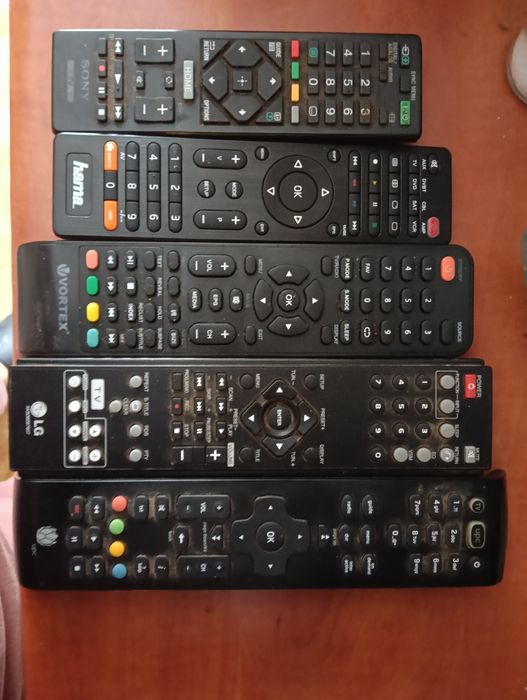 Telecomanda Sony, Hama, LG atât mai am