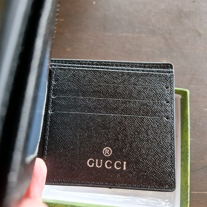 Portofel gucci nou