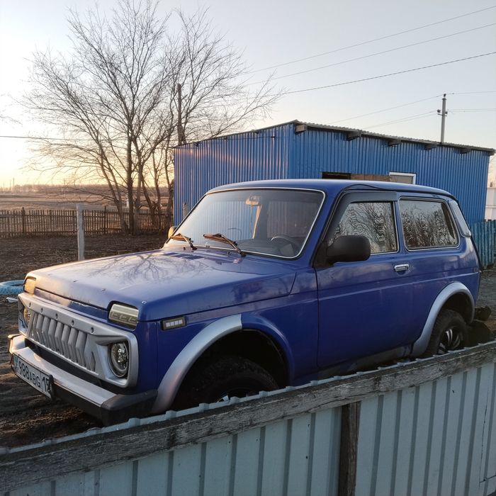 Продам Ниву 2000года