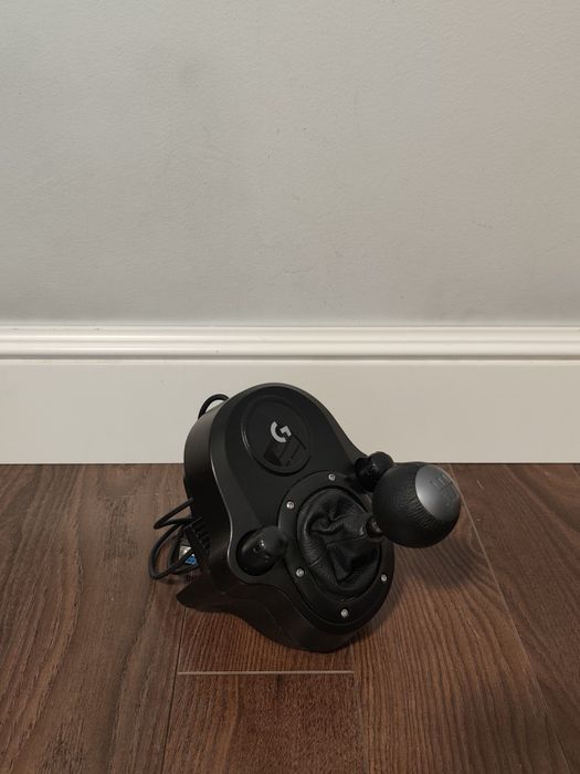 Volan Logitech G29