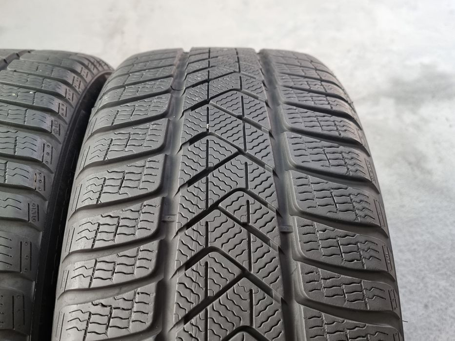"Dot 21-24" 235/45/18 Pirelli 4Броя: 520лв 6.5мм