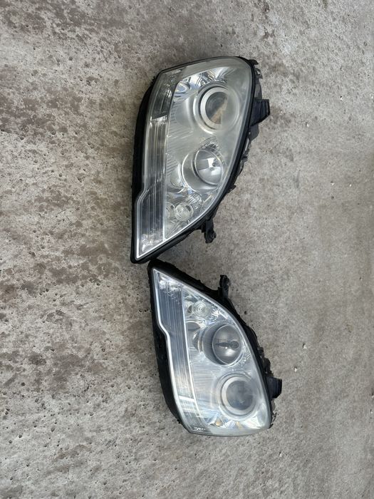 Фарове Mercedes benz ML W164 facelift фар ляв десен мерцедес мл в164