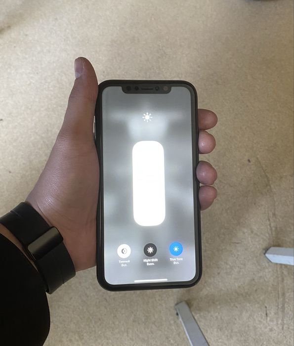 IPhone XR срочно продам