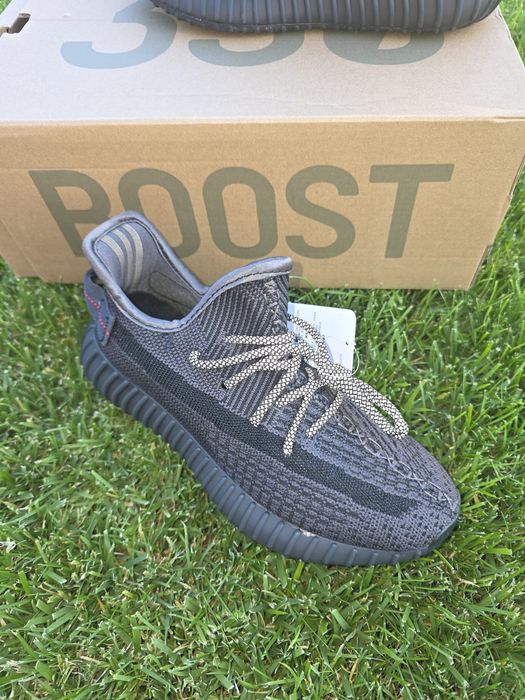 Adidasi yeezy 350 boost