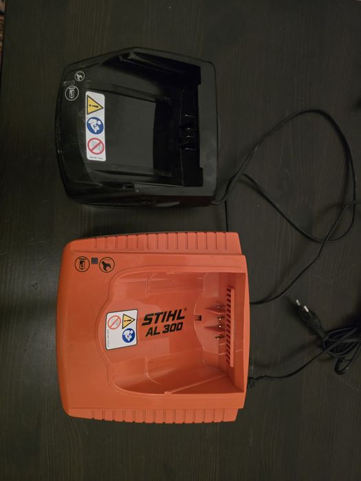 Încărcător stihl