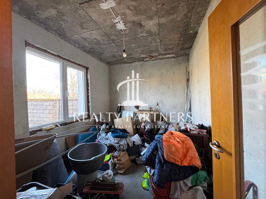 Продава къща – с. Ярджиловци, обл. Перник