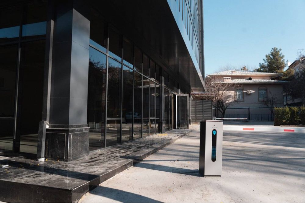 Продаётся Отдель Стоящий Здание Ул Амир Темур Ор-р Кафе Бон