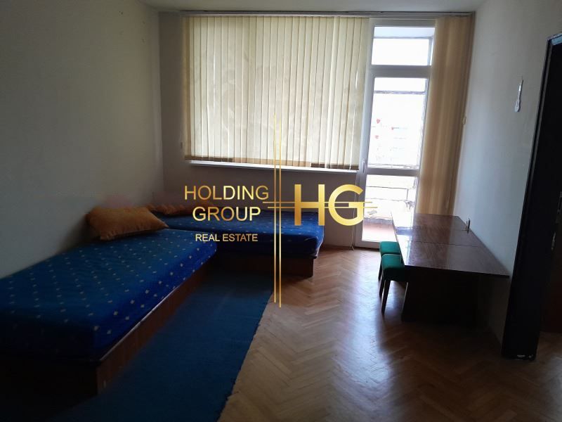 Четиристаен апартамент в Центъра на град Варна