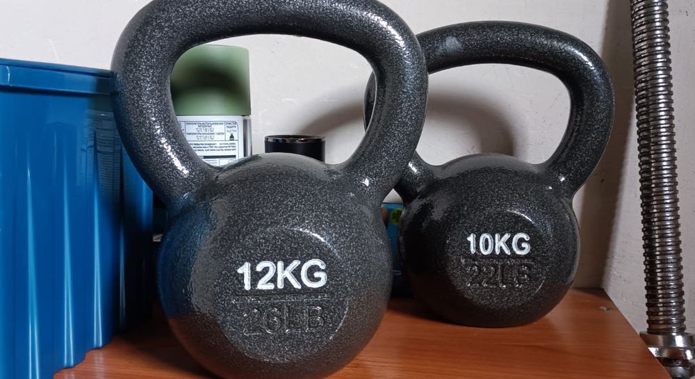Гири новые 10. 12. 16 кг